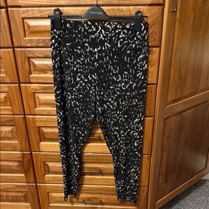 Sympli Black and White Skinny Pants